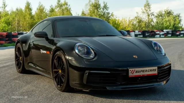 2024 Porsche 911 (Carrera 4 GTS)