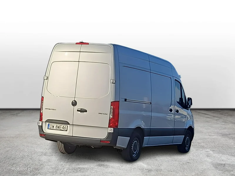 Mercedes-Benz Sprinter 5
