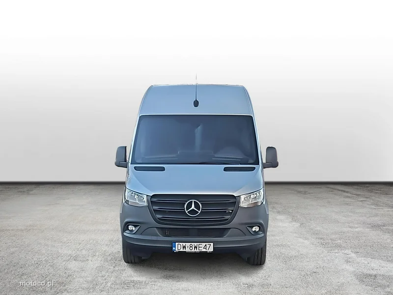 Mercedes-Benz Sprinter 8