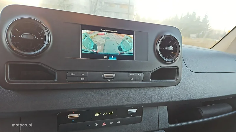 Mercedes-Benz Sprinter 19