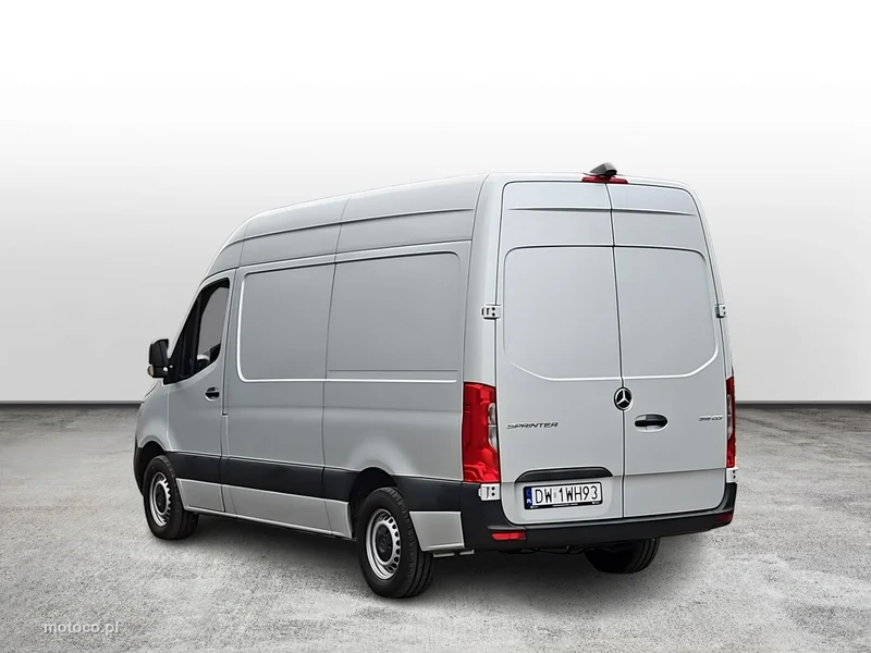 Mercedes-Benz Sprinter 3