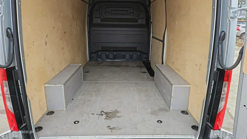 Mercedes-Benz Sprinter 22