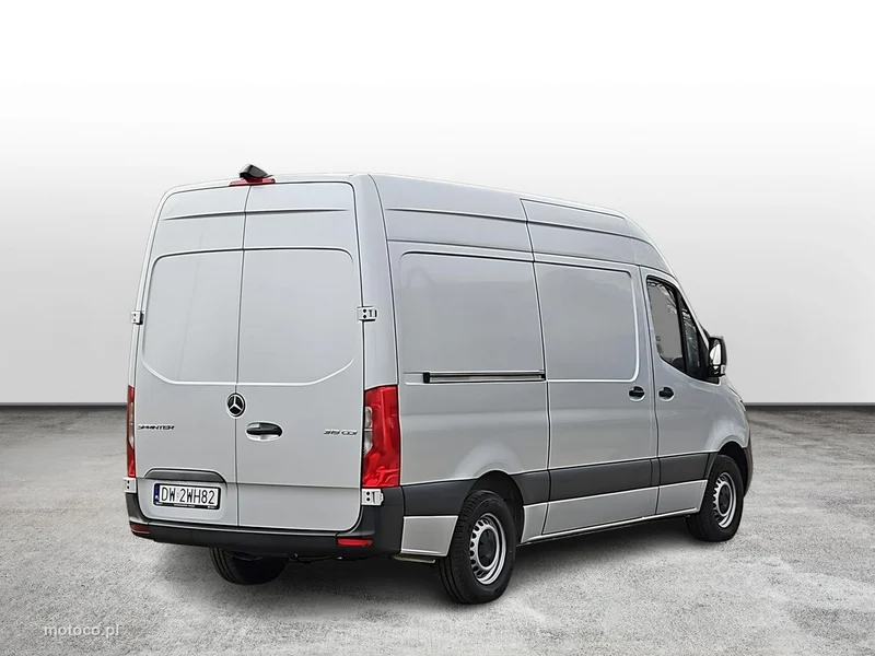 Mercedes-Benz Sprinter 5