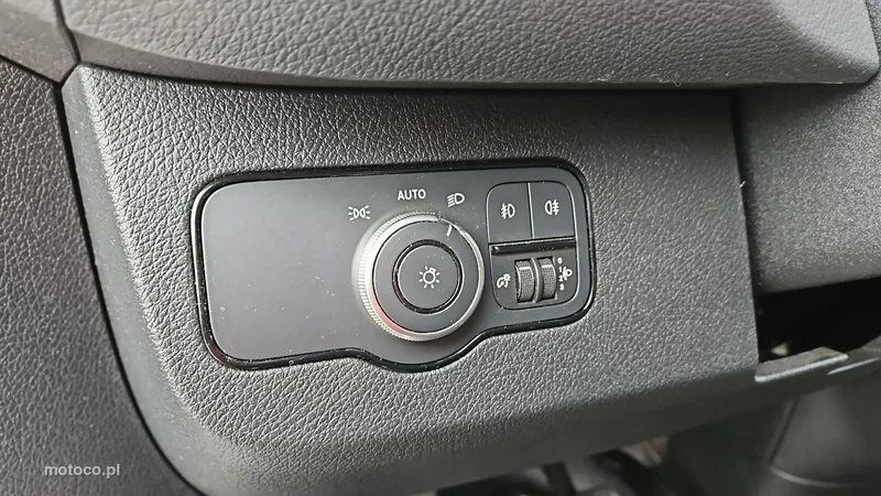 Mercedes-Benz Sprinter 17