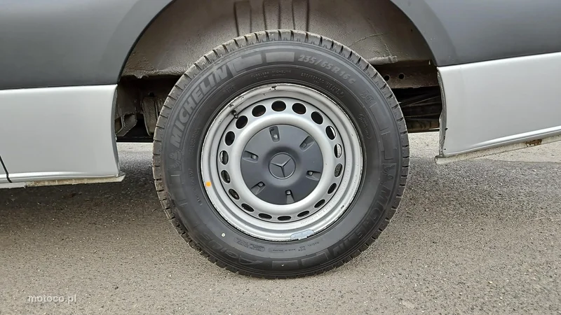 Mercedes-Benz Sprinter 24