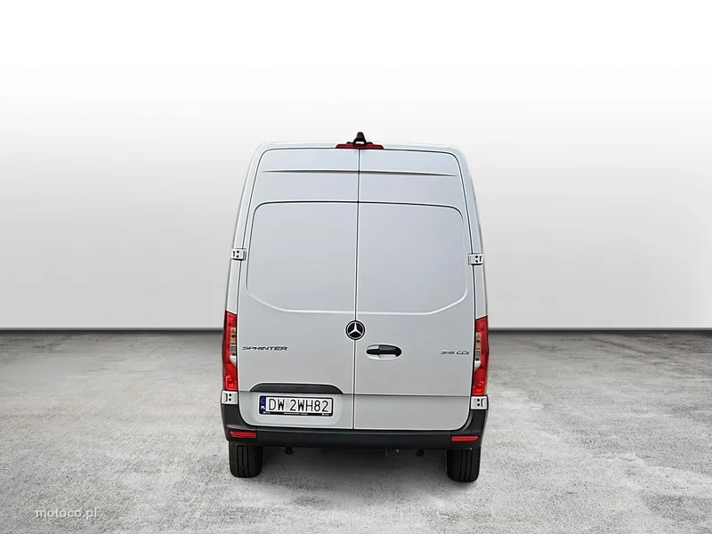 Mercedes-Benz Sprinter 4
