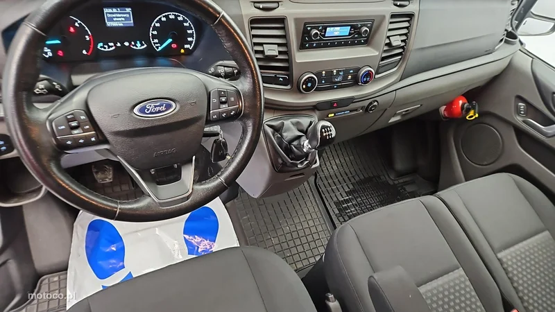 Ford Transit Custom 13