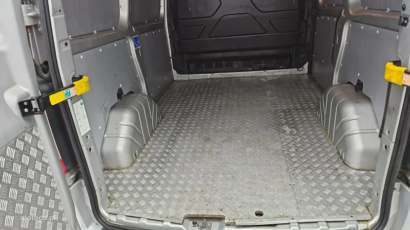 Ford Transit Custom 22