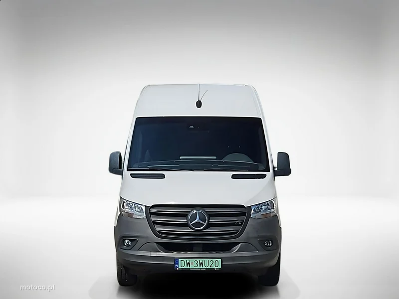 Mercedes-Benz Sprinter 8