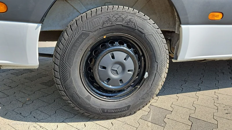 Mercedes-Benz Sprinter 21