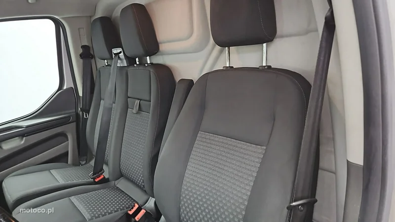 Ford Transit Custom 11