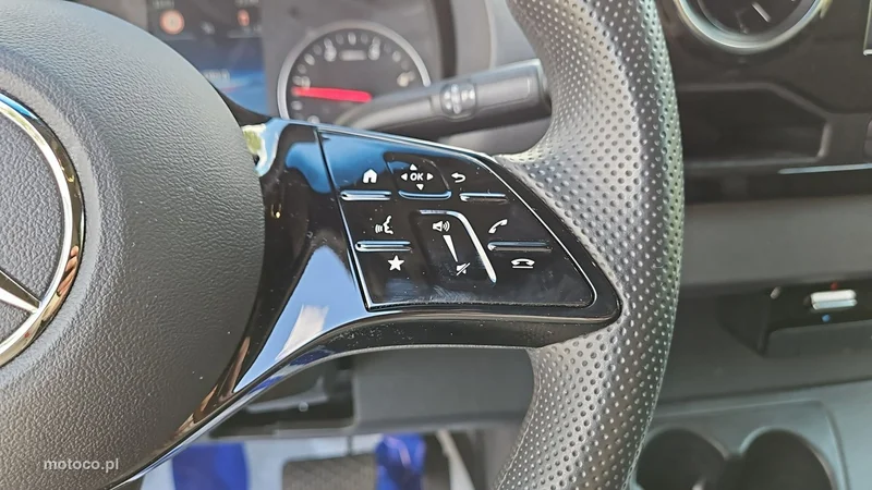 Mercedes-Benz Sprinter 14
