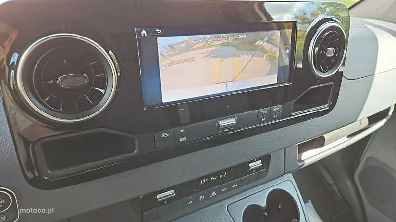 Mercedes-Benz Sprinter 19