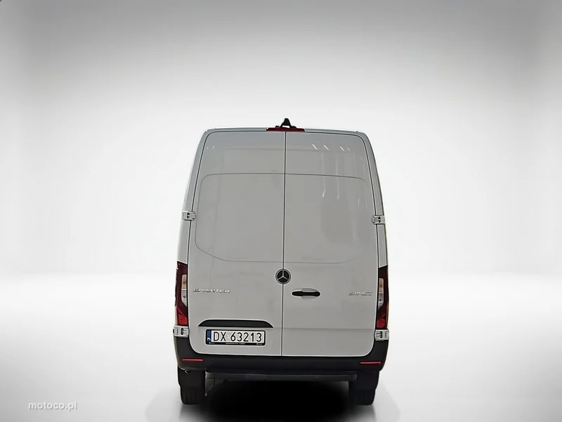 Mercedes-Benz Sprinter 4