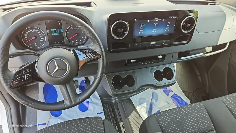 Mercedes-Benz Sprinter 13