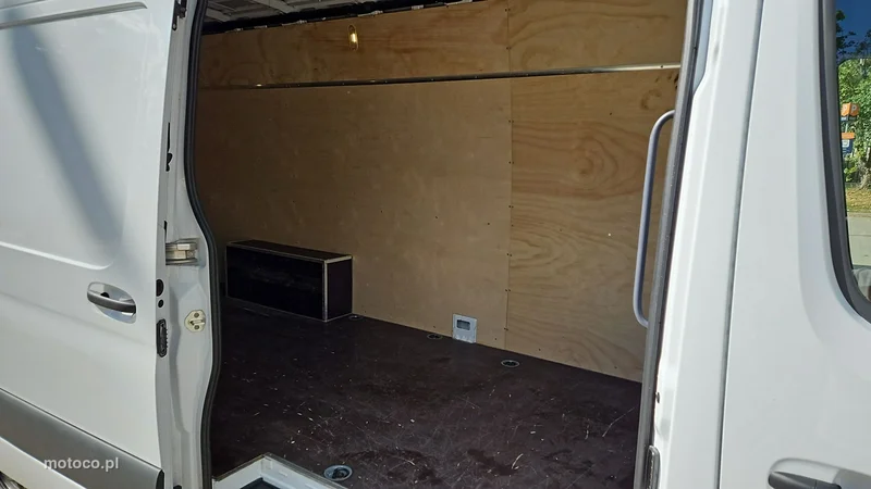 Mercedes-Benz Sprinter 22