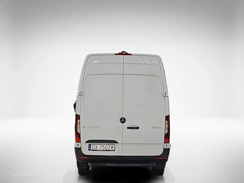 Mercedes-Benz Sprinter 4