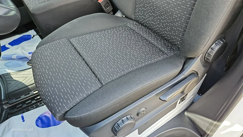 Mercedes-Benz Sprinter 12