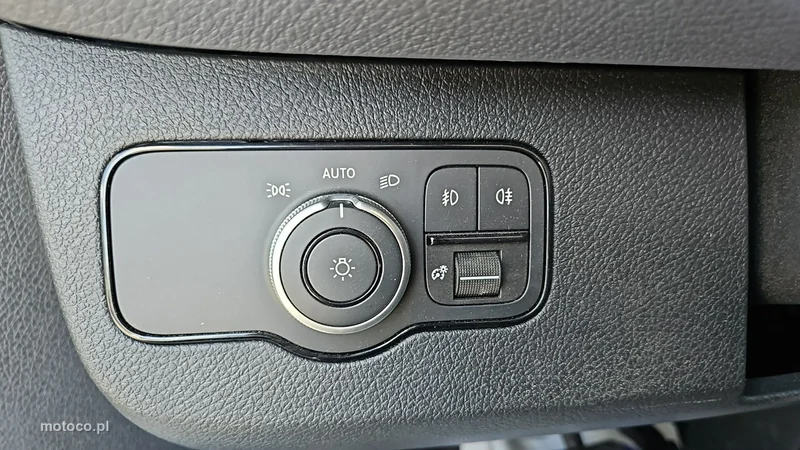 Mercedes-Benz Sprinter 17