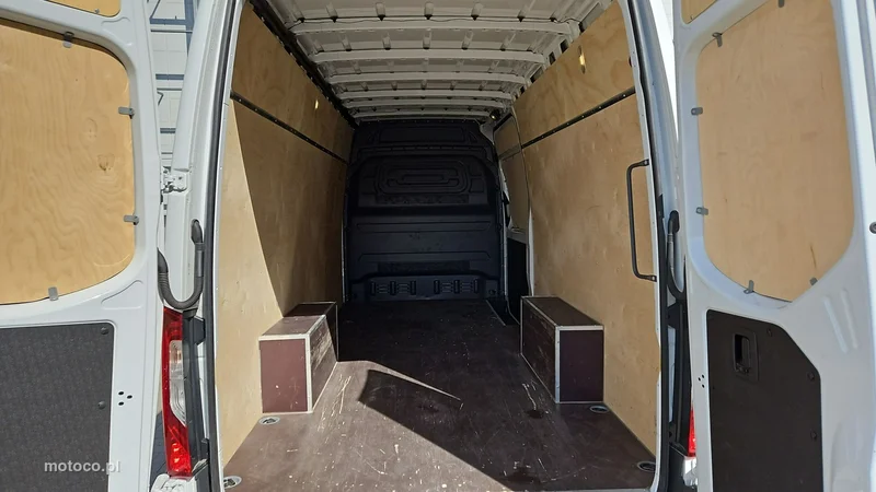 Mercedes-Benz Sprinter 22