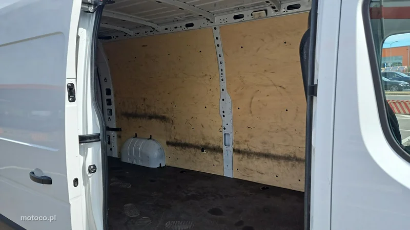 Renault Master 17