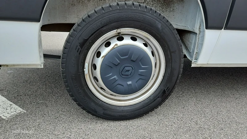Renault Master 19