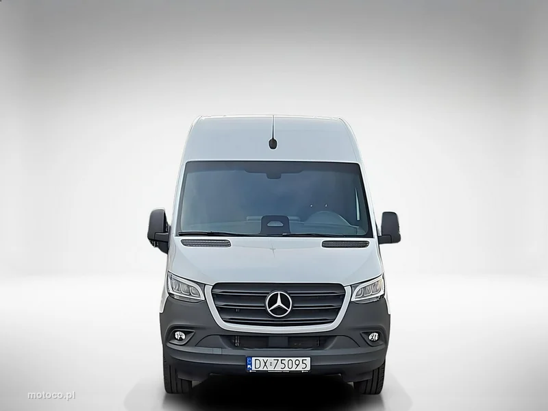 Mercedes-Benz Sprinter 8