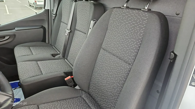 Mercedes-Benz Sprinter 11