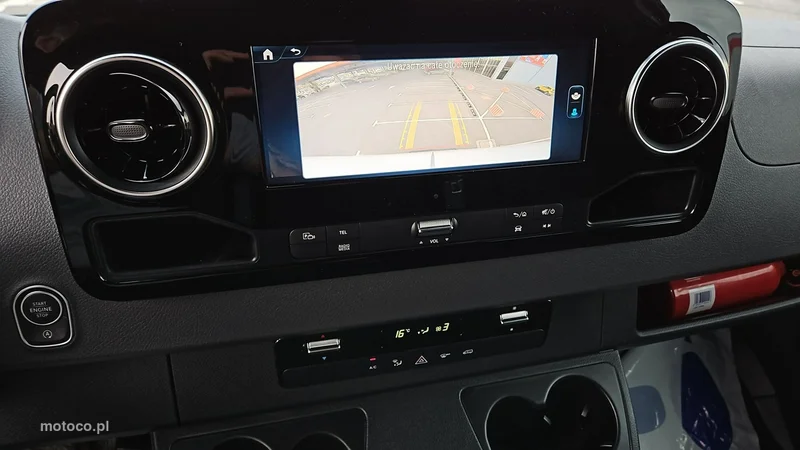 Mercedes-Benz Sprinter 21