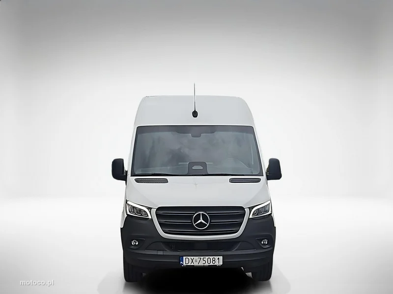Mercedes-Benz Sprinter 8