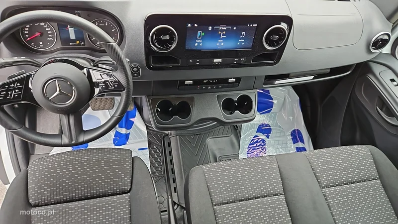 Mercedes-Benz Sprinter 13