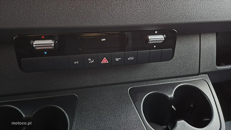 Mercedes-Benz Sprinter 16