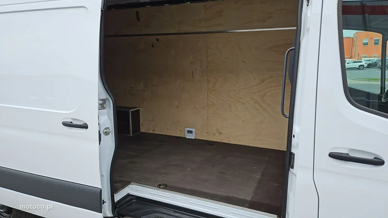 Mercedes-Benz Sprinter 22