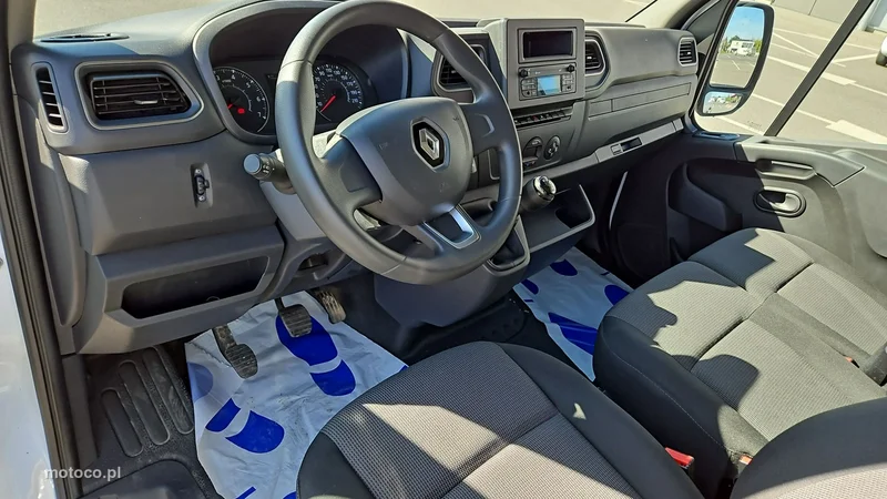Renault Master 9