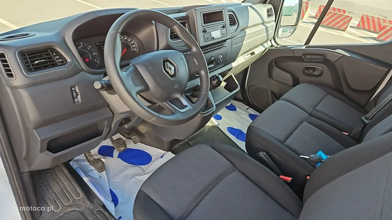 Renault Master 9