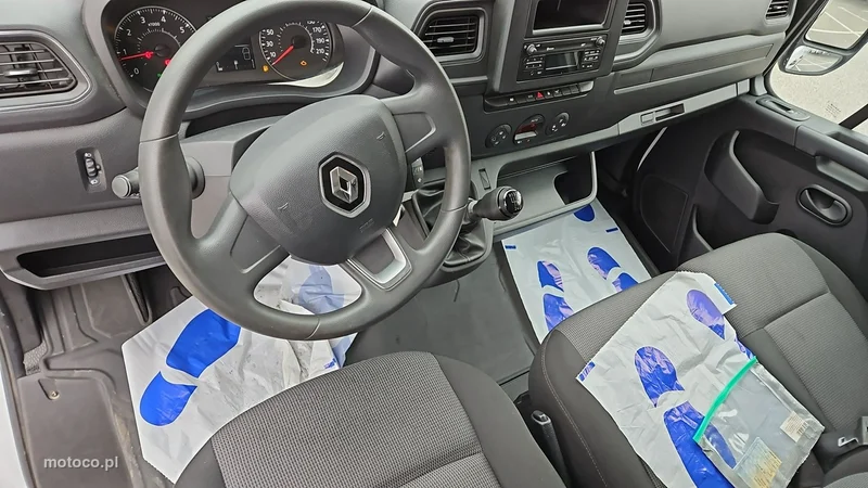 Renault Master 9
