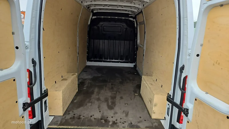 Renault Master 18