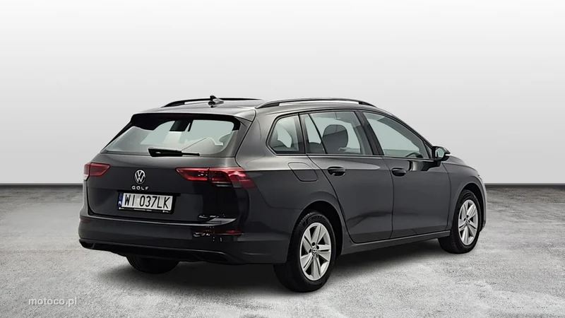 Volkswagen Golf VIII 5