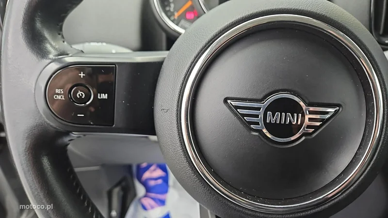 MINI Countryman 16
