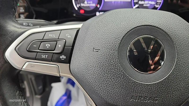 Volkswagen Golf VIII 16