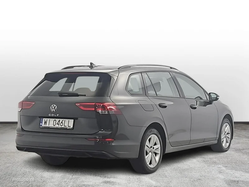 Volkswagen Golf VIII 5