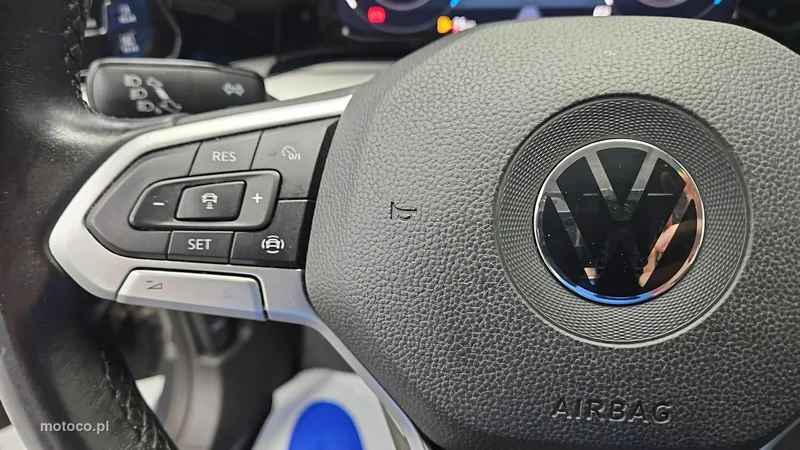 Volkswagen Golf VIII 16