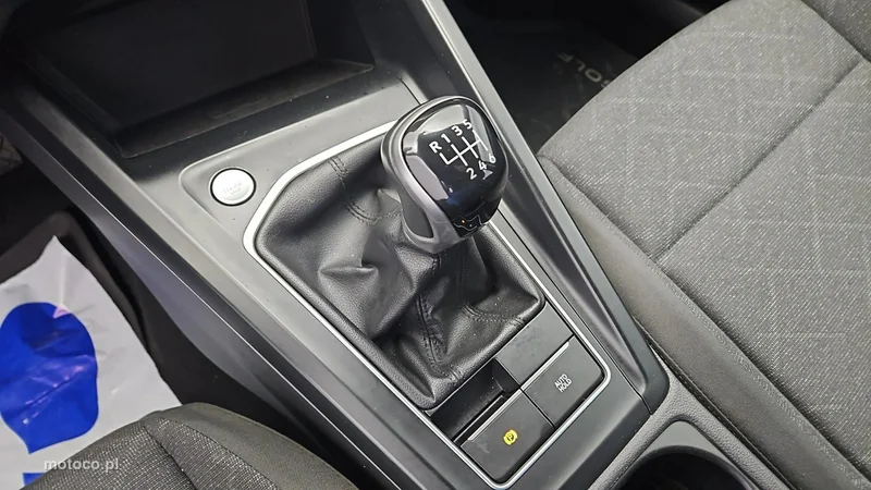 Volkswagen Golf VIII 18