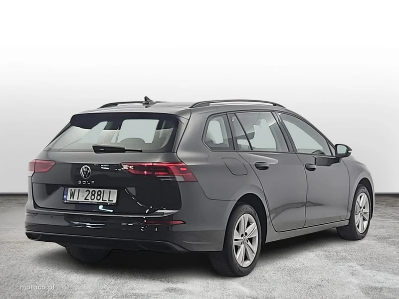 Volkswagen Golf VIII 5