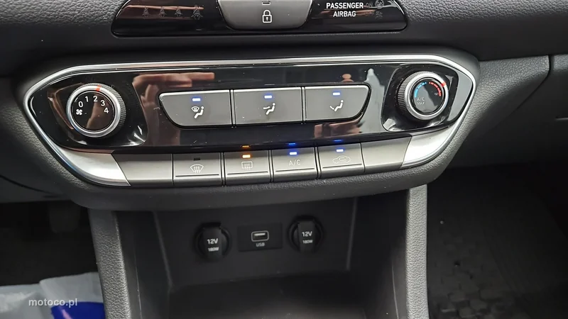 Hyundai i30 19