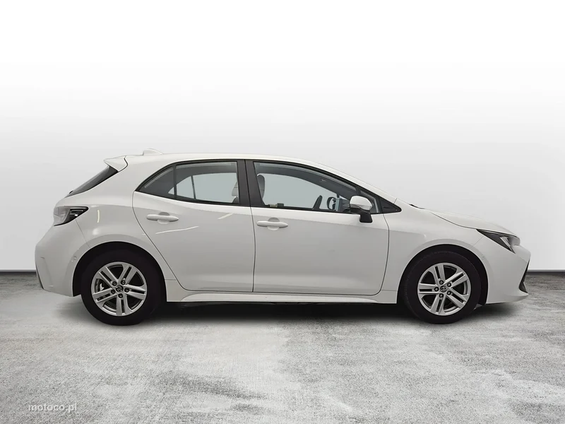 Toyota Corolla E210 6