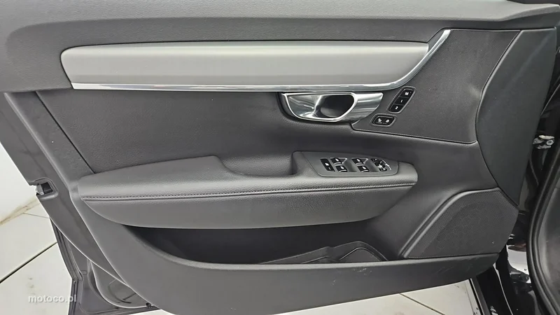 Volvo V90 10