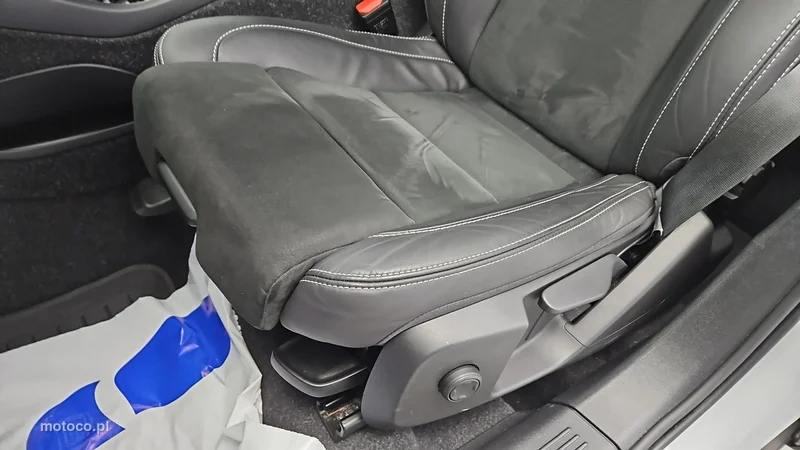 Volvo XC 40 12