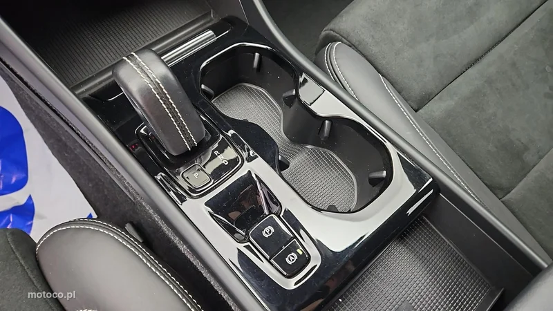 Volvo XC 40 18