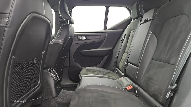 Volvo XC 40 23